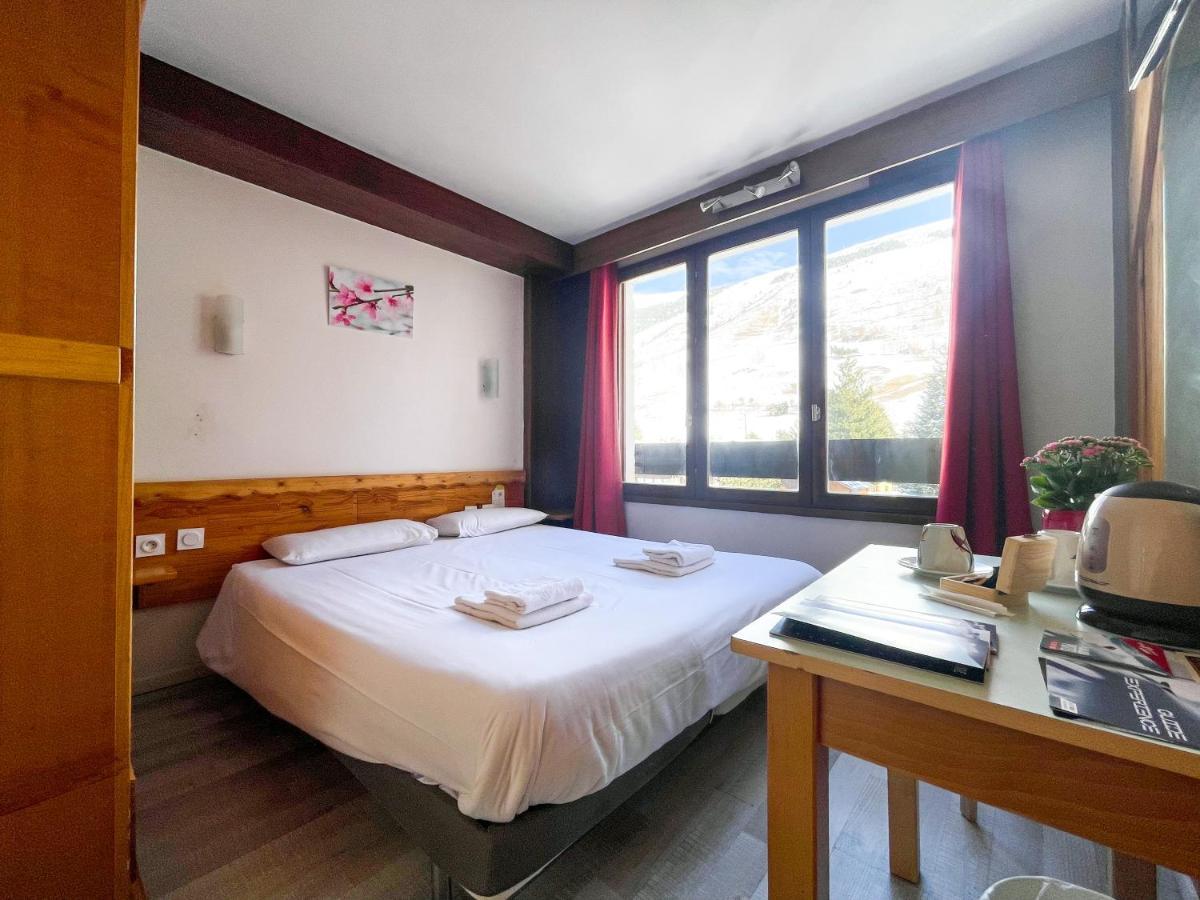 Atmosphere Hotel Les Deux Alpes Bagian luar foto