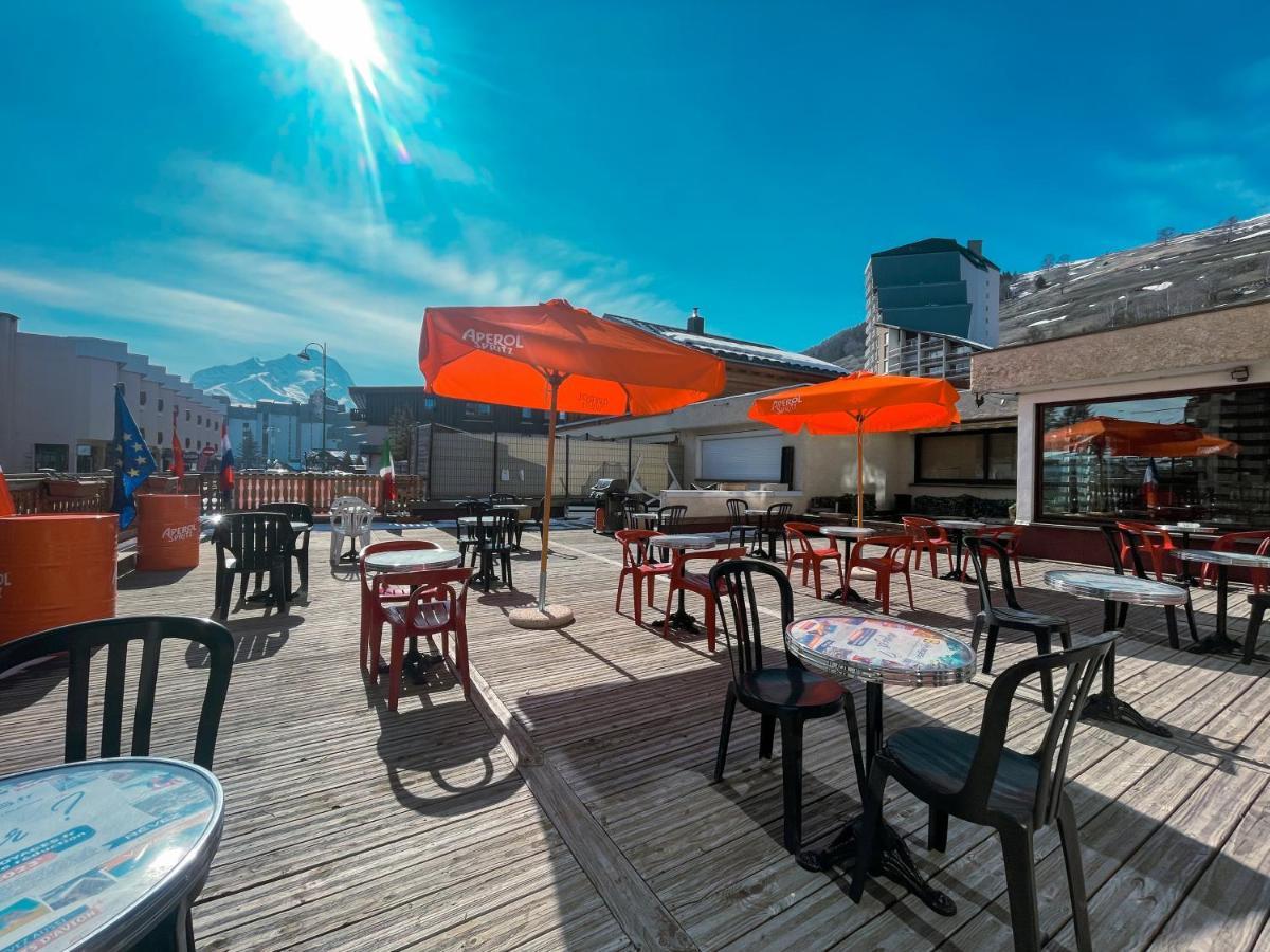 Atmosphere Hotel Les Deux Alpes Bagian luar foto