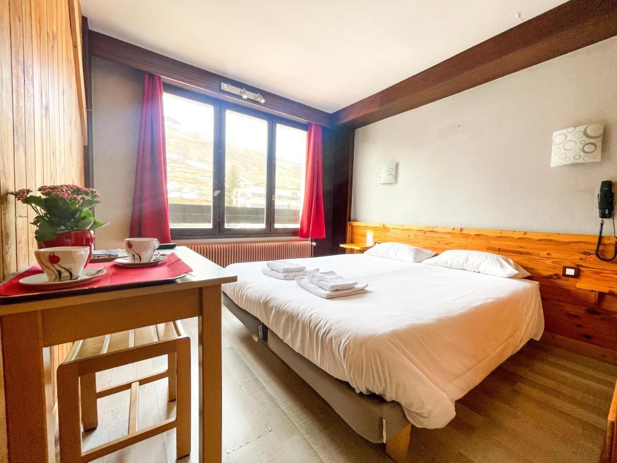 Atmosphere Hotel Les Deux Alpes Bagian luar foto
