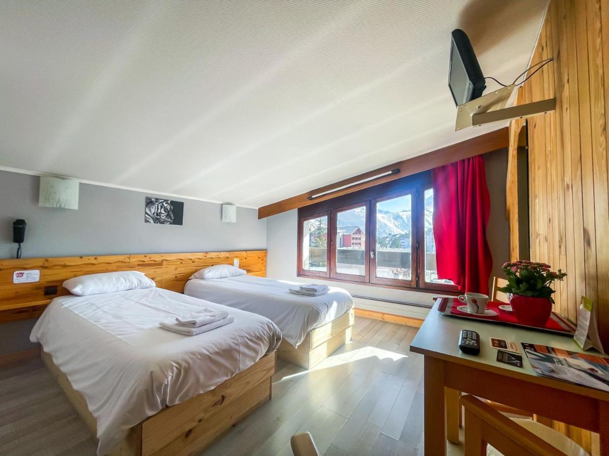 Atmosphere Hotel Les Deux Alpes Bagian luar foto